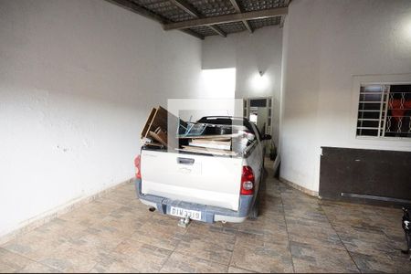 Casa à venda com 6 quartos, 300m² em Residencial Vereda dos Buritis, Goiânia