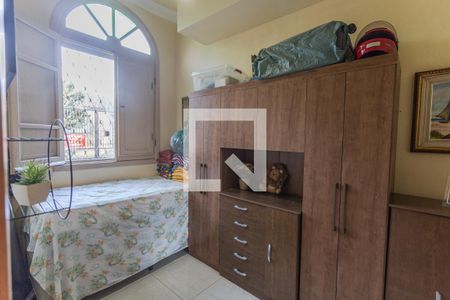 Quarto 2 de casa à venda com 2 quartos, 380m² em Lagoinha, Belo Horizonte