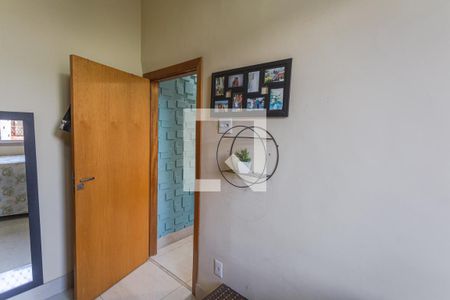 Quarto 2 de casa à venda com 2 quartos, 380m² em Lagoinha, Belo Horizonte
