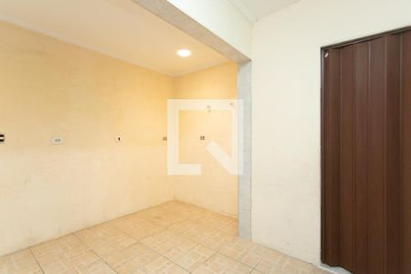 Quarto  de casa para alugar com 2 quartos, 49m² em Vila Brasil, São Paulo