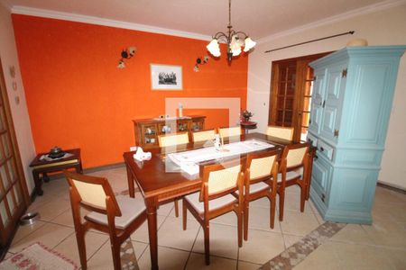 Sala 3 de casa para alugar com 5 quartos, 1500m² em Jardim Uira, São José dos Campos