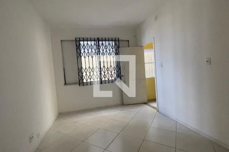 Sala de casa para alugar com 2 quartos, 150m² em Vila Flavia, Duque de Caxias