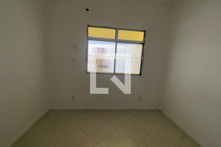 Quarto de casa para alugar com 2 quartos, 150m² em Vila Flavia, Duque de Caxias