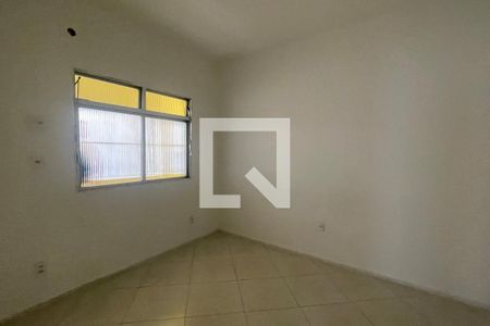 Quarto de casa para alugar com 2 quartos, 150m² em Vila Flavia, Duque de Caxias