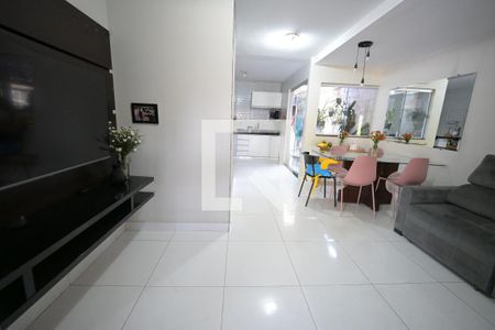 Casa à venda com 3 quartos, 200m² em Vila Bela, Goiânia