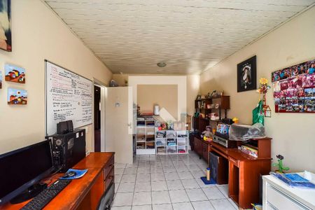 Quarto 1 de casa à venda com 6 quartos, 390m² em Jardim Dona Leopoldina, Porto Alegre