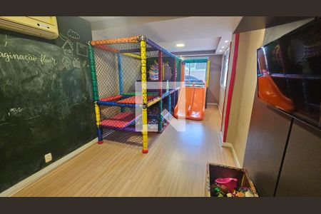 Apartamento à venda com 2 quartos, 58m² em Pendotiba, Niterói
