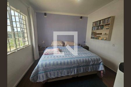 Casa à venda com 3 quartos, 240m² em Vila Gomes, São Paulo