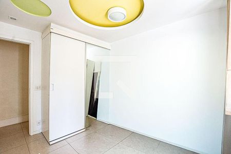 Apartamento à venda com 3 quartos, 115m² em Charitas, Niterói