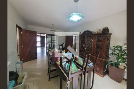 Casa à venda com 5 quartos, 388m² em São Francisco, Niterói