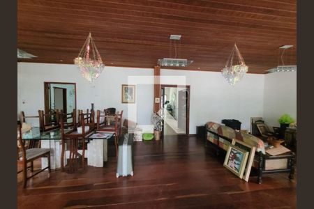 Casa à venda com 5 quartos, 388m² em São Francisco, Niterói