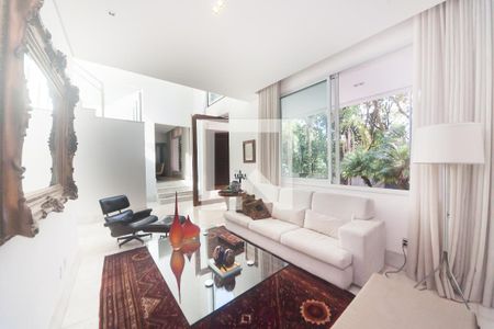 sala de visitas  de casa de condomínio à venda com 4 quartos, 450m² em Ipê, Nova Lima