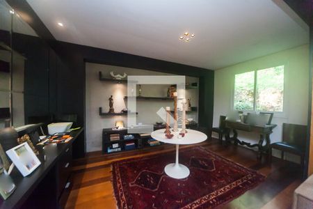 sala de casa de condomínio à venda com 4 quartos, 450m² em Ipê, Nova Lima