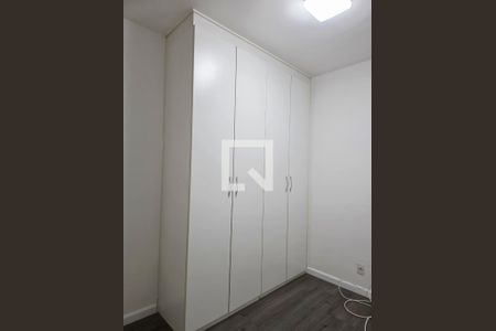 Quarto de apartamento para alugar com 3 quartos, 68m² em Alphaville, Barueri