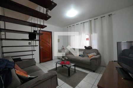 Sala de casa à venda com 3 quartos, 128m² em Vila Dom Pedro I, São Paulo