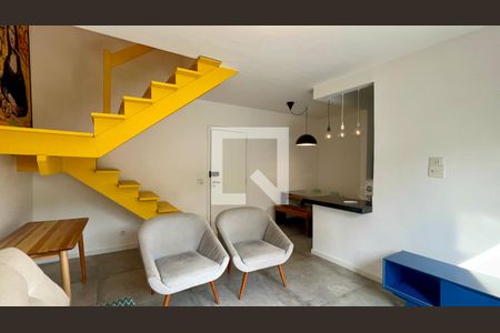 Sala de apartamento para alugar com 1 quarto, 79m² em Jardim das Bandeiras, São Paulo