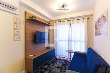 Sala/Cozinha de apartamento para alugar com 2 quartos, 50m² em Quarta Parada, São Paulo
