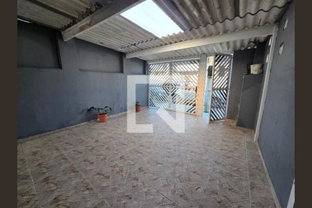 Garagem de casa para alugar com 3 quartos, 2m² em Jardim Melvi, Praia Grande