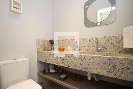 Lavabo  de casa à venda com 3 quartos, 180m² em Horto Florestal, São Paulo