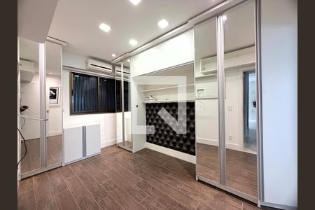 Suíte de apartamento para alugar com 3 quartos, 109m² em Recreio dos Bandeirantes, Rio de Janeiro