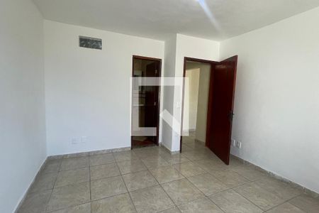 Quarto de casa para alugar com 3 quartos, 100m² em Parque Laguna E Dourados, Duque de Caxias