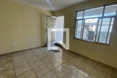 Sala de casa para alugar com 3 quartos, 100m² em Parque Laguna E Dourados, Duque de Caxias