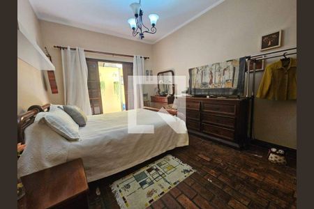 Casa à venda com 4 quartos, 230m² em Jardim Bonfiglioli, São Paulo