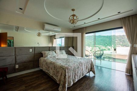 Casa à venda com 4 quartos, 298m² em São Francisco, Niterói