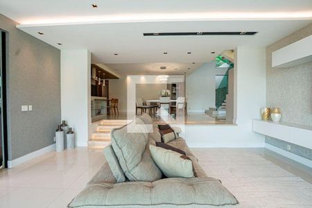 Casa à venda com 4 quartos, 298m² em São Francisco, Niterói
