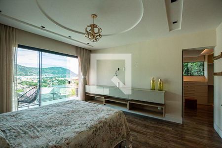 Casa à venda com 4 quartos, 298m² em São Francisco, Niterói