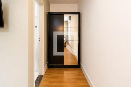 Dormitório de kitnet/studio à venda com 1 quarto, 41m² em Cerqueira César, São Paulo