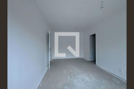 Casa à venda com 3 quartos, 230m² em Centro Empresarial Tamboré, Santana de Parnaíba