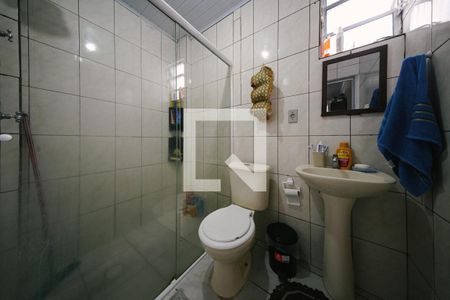 Banheiro de casa para alugar com 1 quarto, 43m² em Vila Ré, São Paulo