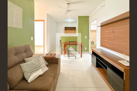 Sala de TV de apartamento para alugar com 2 quartos, 56m² em Serraria, São José
