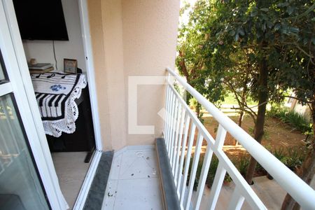 Sala - Varanda de apartamento para alugar com 2 quartos, 47m² em Vila Carmosina, São Paulo
