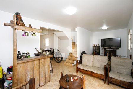Sala de casa à venda com 4 quartos, 360m² em Álvaro Camargos, Belo Horizonte