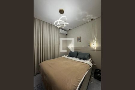 Quarto de casa para alugar com 2 quartos, 140m² em Santa Maria, Santos