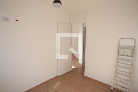 Quarto 2 de apartamento para alugar com 2 quartos, 43m² em Taquara, Rio de Janeiro