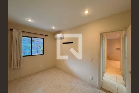 Suíte de apartamento à venda com 3 quartos, 120m² em Recreio dos Bandeirantes, Rio de Janeiro