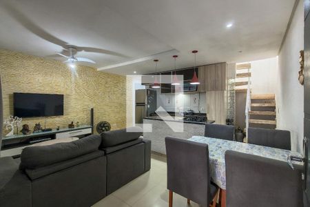 Sala de casa para alugar com 3 quartos, 150m² em Canto do Forte, Praia Grande