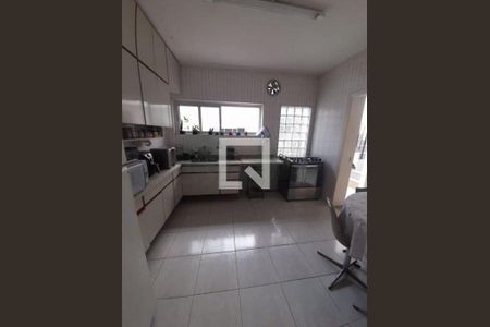 Casa à venda com 3 quartos, 180m² em Vila Anglo Brasileira, São Paulo