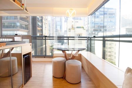 Apartamento para alugar com 1 quarto, 49m² em Pinheiros, São Paulo