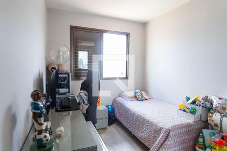 quarto 1 de apartamento para alugar com 3 quartos, 86m² em Buritis, Belo Horizonte
