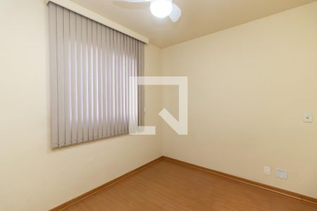 Quarto 2 de apartamento para alugar com 3 quartos, 120m² em Ouro Preto, Belo Horizonte