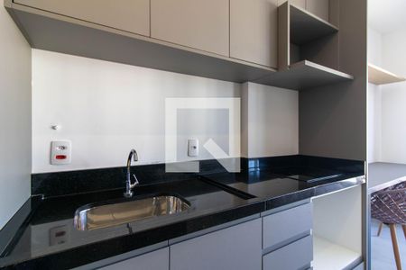 Cozinha de kitnet/studio para alugar com 0 quarto, 28m² em Centro, Guarulhos
