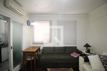 Sala de apartamento à venda com 1 quarto, 43m² em Independência, Porto Alegre