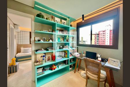 Apartamento à venda com 2 quartos, 136m² em Lourdes, Belo Horizonte