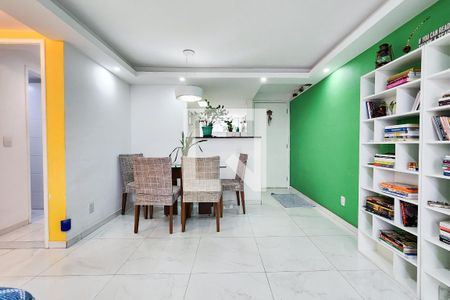 Sala  de apartamento para alugar com 2 quartos, 60m² em Imperial de São Cristóvão, Rio de Janeiro