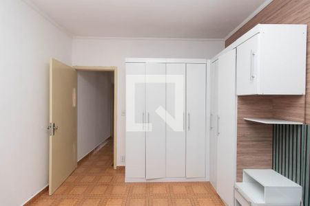 Quarto 1 de casa para alugar com 3 quartos, 90m² em Parque Ramos Freitas, São Paulo