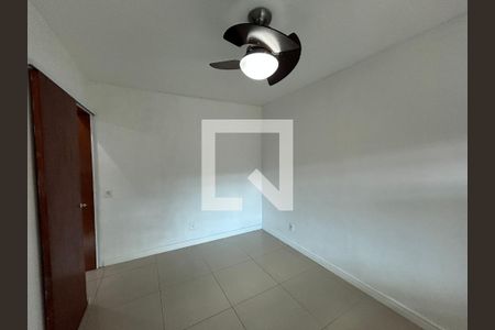Quarto 1 de casa para alugar com 2 quartos, 250m² em Vila Valqueire, Rio de Janeiro
